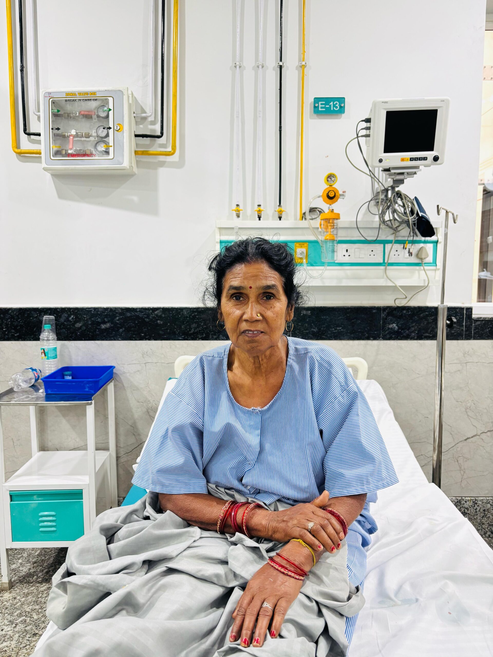 Axis Hospital & रिसर्च सेंटर ने एक गंभीर हालत में आई 62 वर्षीय महिला