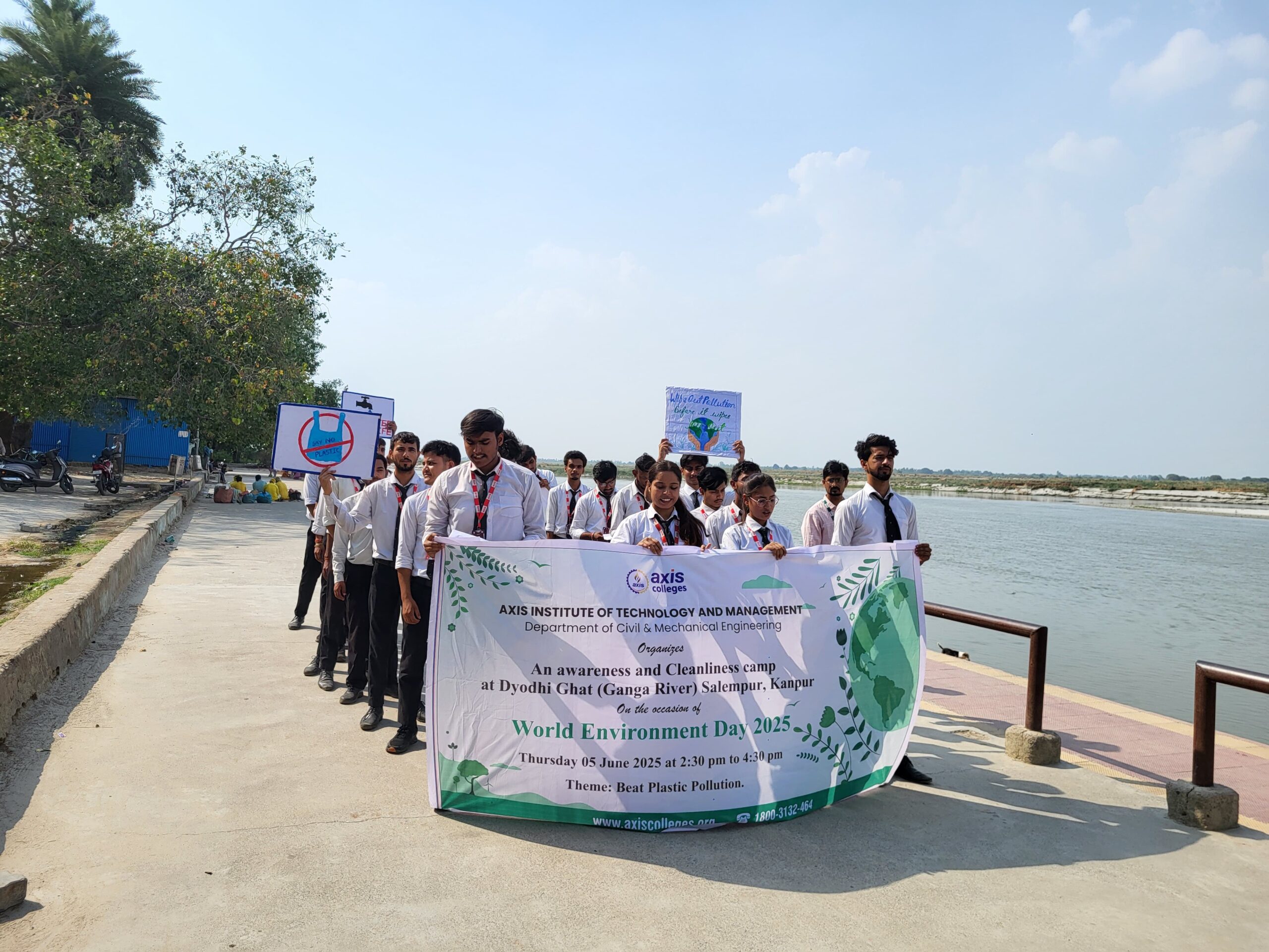 विश्व पर्यावरण दिवस 2025 के अवसर पर AITM द्वारा ड्योढ़ी घाट (गंगा नदी)