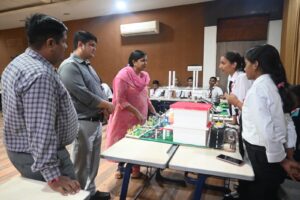 एक्सिस कॉलेजेस ने इंजीनियर्स डे पर “इकोब्लिट्ज” के&hellip;