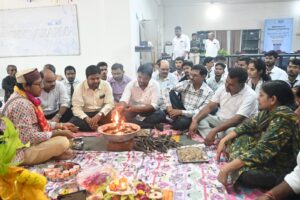 एक्सिस कॉलेज में विश्वकर्मा पूजा का उत्साहपूर्ण आयोजन
